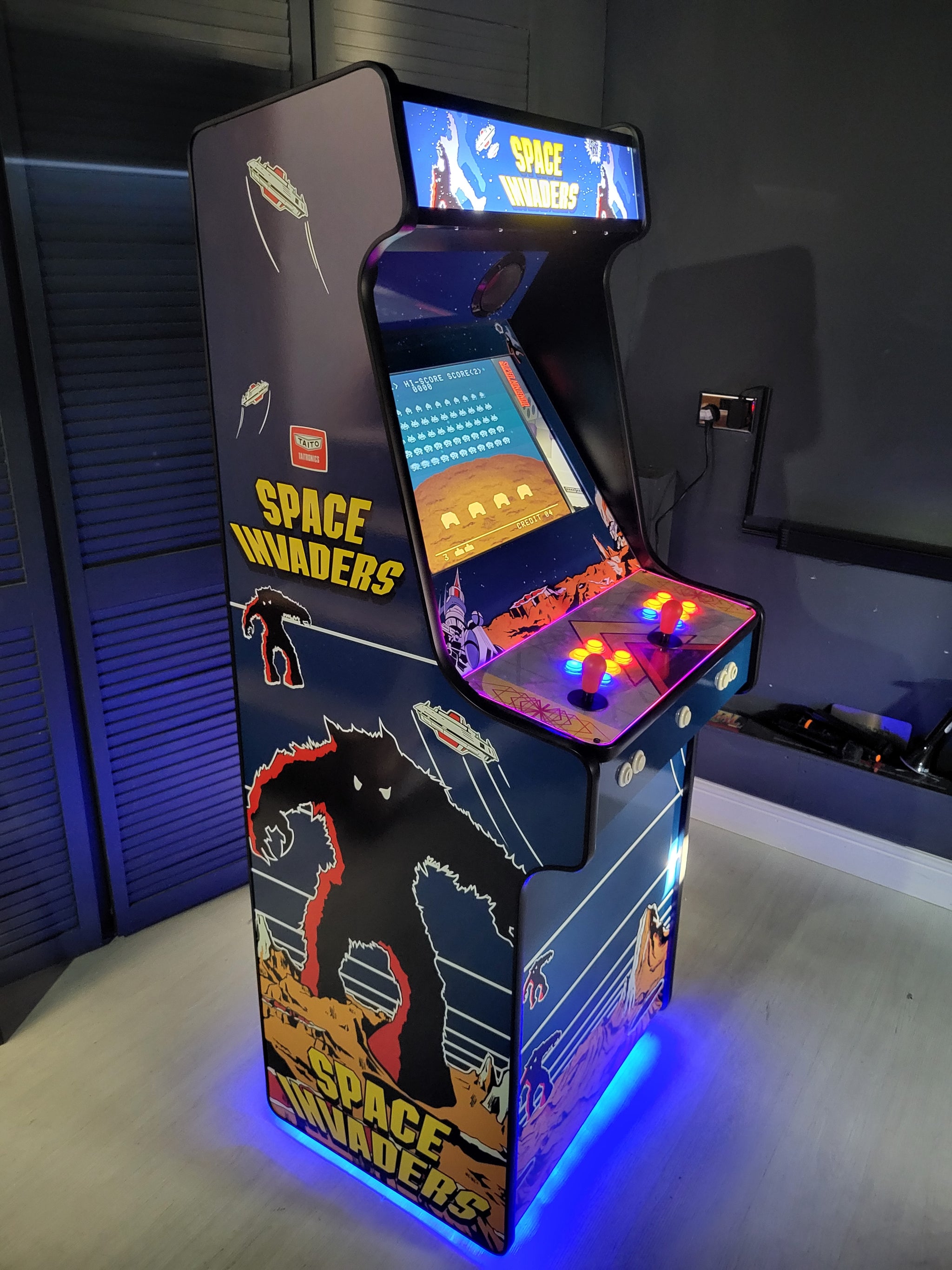 Iconic Space Invaders Arcade Machines for sale. Space Invaders Arcade ...