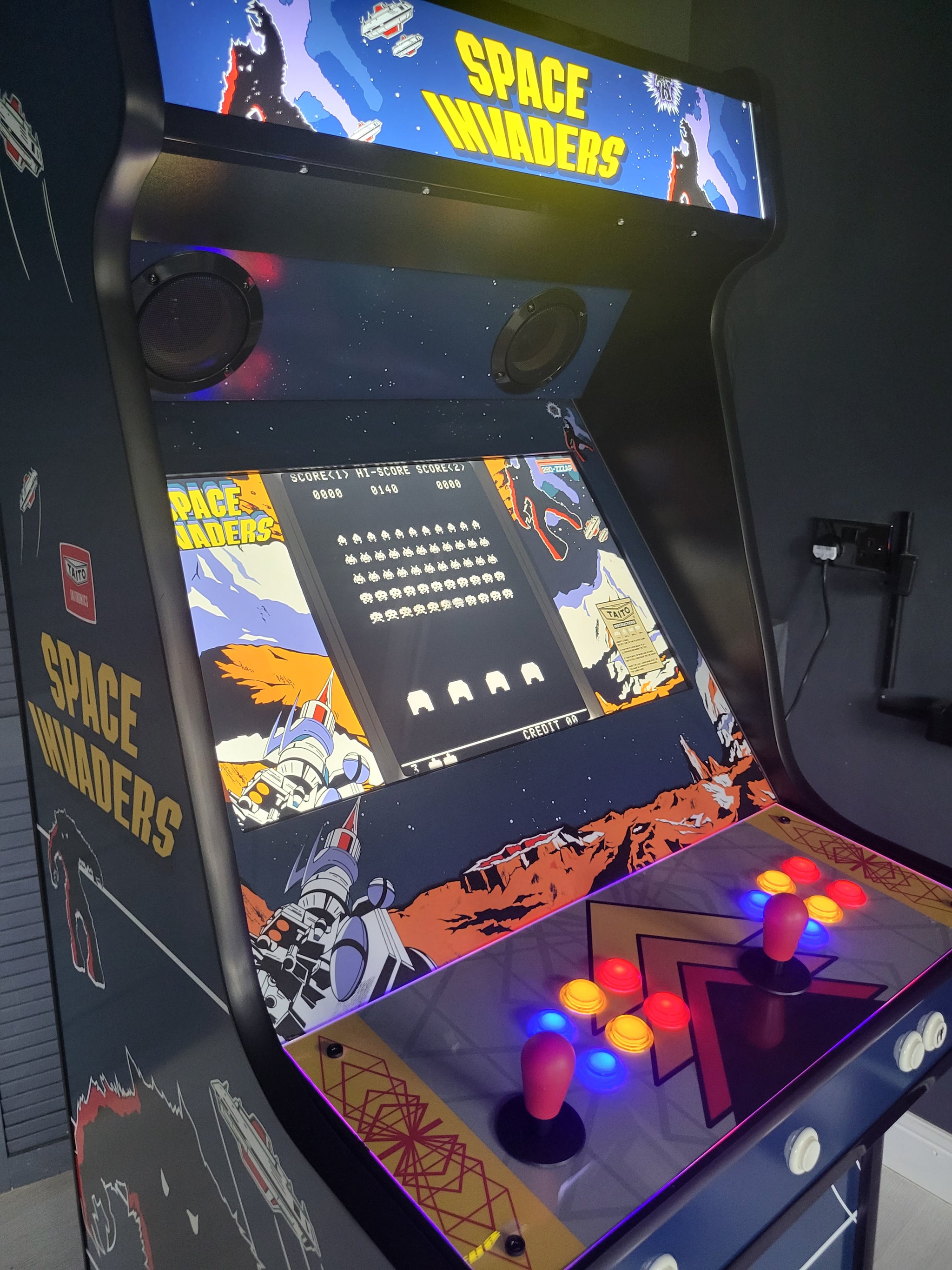 Iconic Space Invaders Arcade Machines for sale. Space Invaders Arcade ...